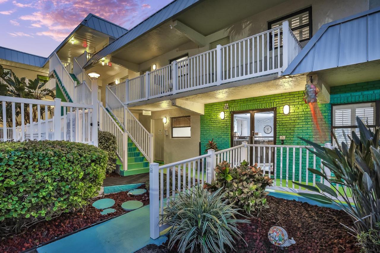 Tucked Away In The Sand Indialantic Exterior photo